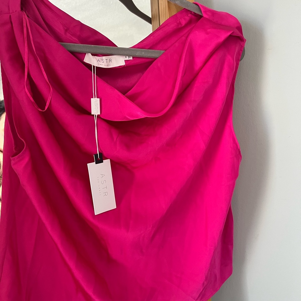 ASTR Pink Sleeveless Top